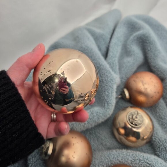 Rare! Set of 10 Rose Gold Kugel Style Crackle Mercury Glass Ornaments - Heirloom - Picture 5 of 10